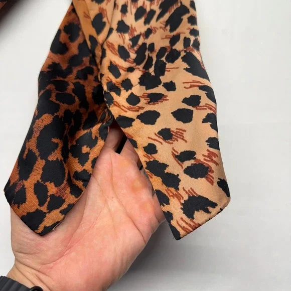 Natori Leopard Print Pajama Set Wide Leg Crop Pants Top M Lounge Chic Resort - Picture 5 of 13